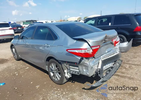 2015 Toyota Camry Se z USA, uszkodzony, nr VIN 4T1BF1FK4FU481406